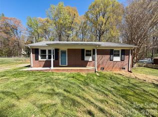 4402 Ginger Dr, Gastonia, NC 28056