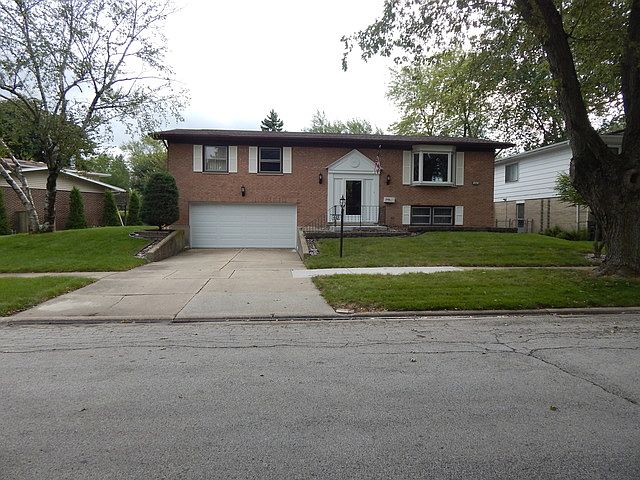 1st image of 442 N Strieff Ln