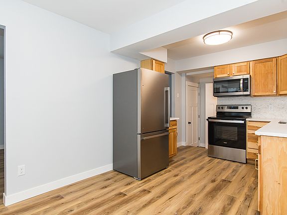 3rd image of 7680 Timbercreek Ct #2