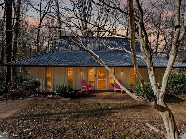 652 Wilshire Pl, Gainesville, GA 30501