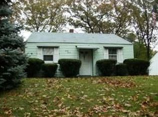37 Eldridge St, Chicopee, MA 01013