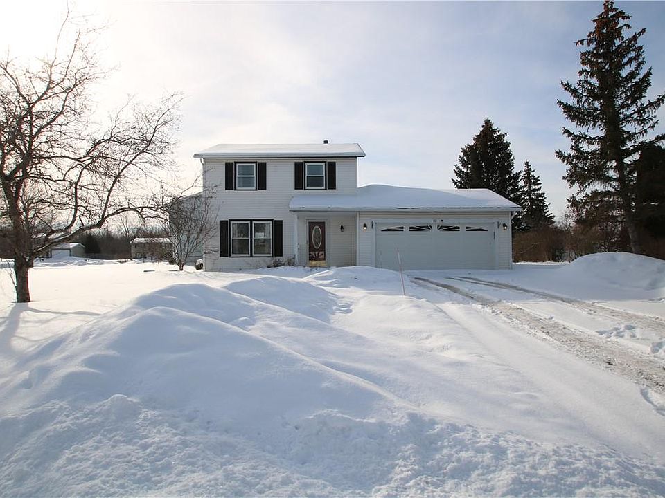 1st image of 40 Woodstock Ln