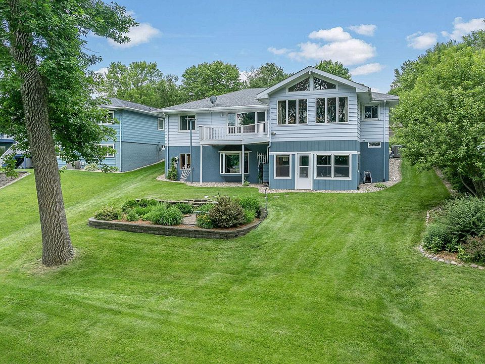 1st image of 455 W Amber Lake Dr