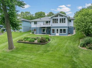 455 W Amber Lake Dr, Fairmont, MN 56031