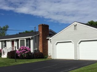 31 Orchard Farm Rd, York, ME 03909