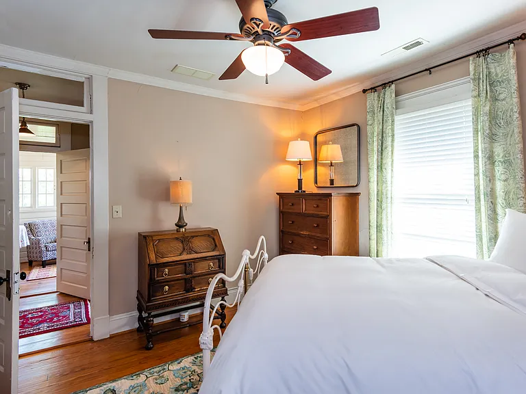 Bedroom 2
+Non-functioning Fireplace
+Full bed
+Fan/AC
+Closet and dresser