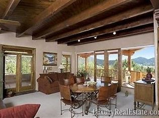 1301 Calle Joya, Santa Fe, NM 87501