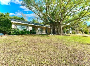 3003 S Jefferson Ave, Sarasota, FL 34239