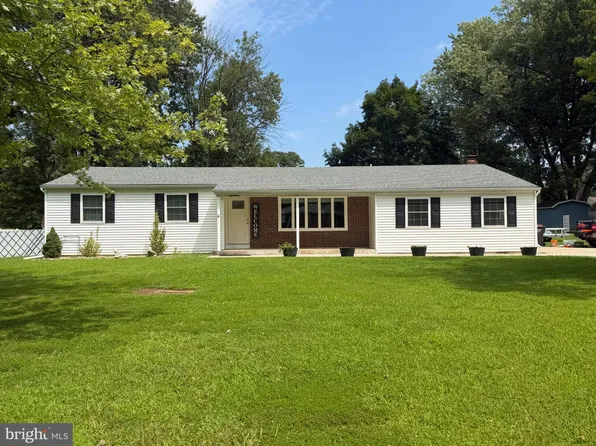 85 Myrtle Ave, Mickleton, NJ 08056