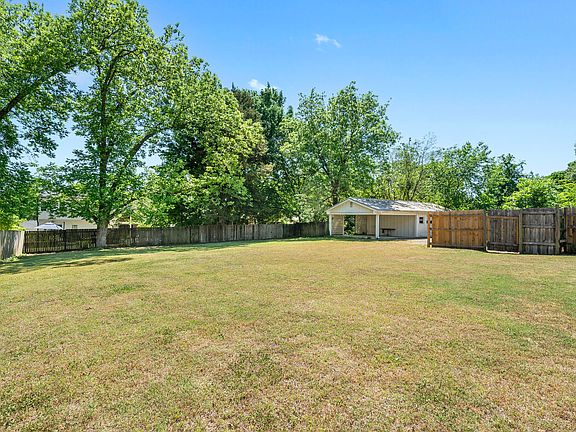 3rd image of 2304 Milburnie Rd
