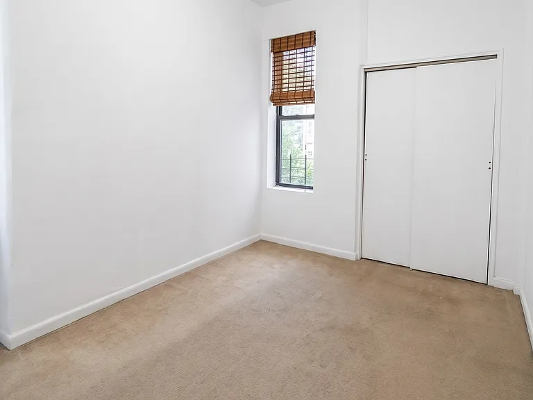 169 Allen St #3D — Photo 6