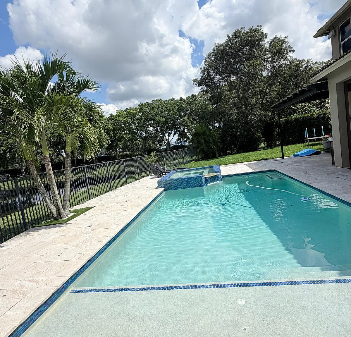 5 bed, 4.5 bath, 3144 sqft, $8,900 — Photo 1