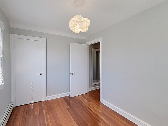 5th image of 287 Waseca Ave #2