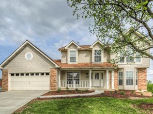 3735 Cambridge Crossing Dr, Saint Charles, MO