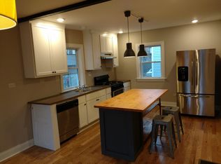 1708 W 19th St APT 1R, Chicago, IL 60608