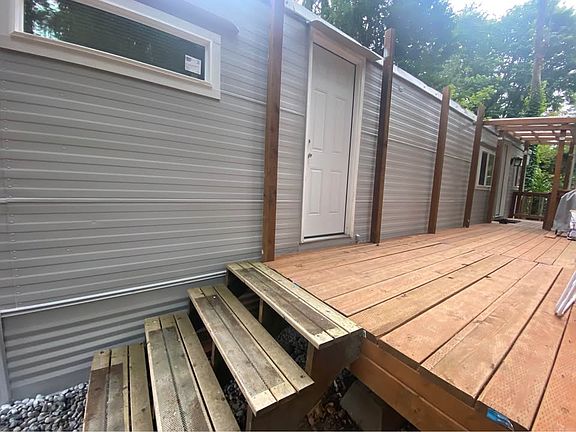 2nd image of 3547 278th Pl NE