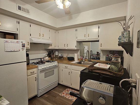 5th image of 6922 Hilltop Dr