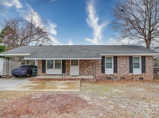 102 Wilshire Ave, Hamlet, NC 28345