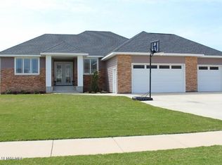 3065 Northridge Ln NE, Owatonna, MN 55060