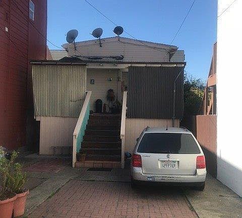 3rd image of 536 Excelsior Ave