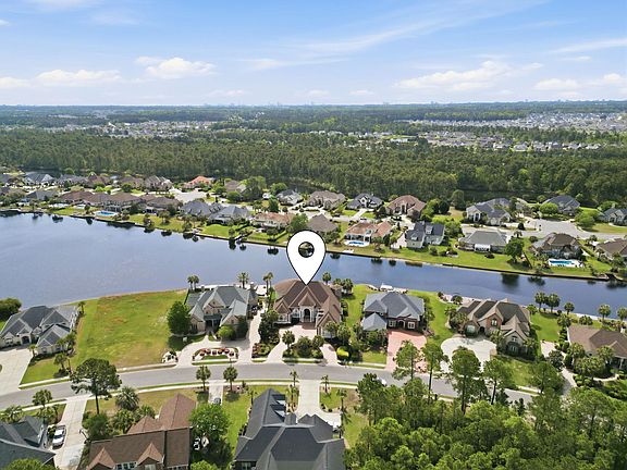 5th image of 9445 Carrington Dr.