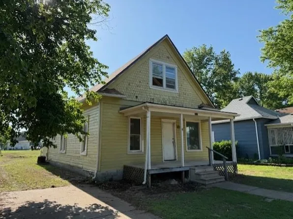 1119 N B St, Wellington, KS 67152