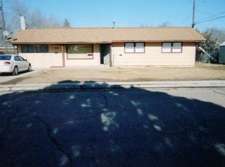 1075 Gridley Dr, Mountain Home, ID 83647