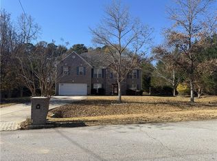 829 Sweden Forest Cv, Hampton, GA 30228