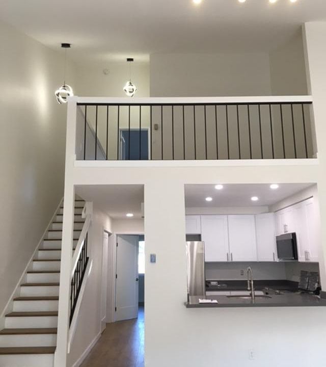 1st image of 84 Cypress Pl #84