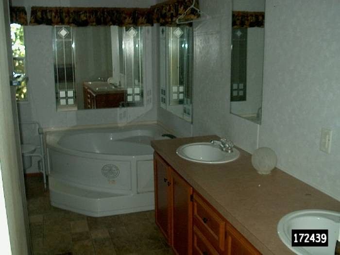2nd image of 1815 Cypress St