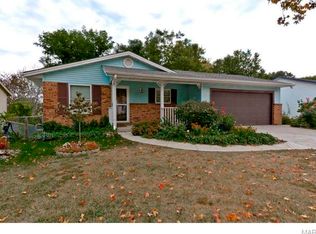 2502 Merribrook Ln, O'Fallon, MO 63368