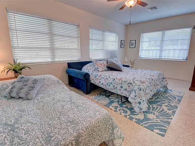 3605 Iroquois Ave — Photo 26