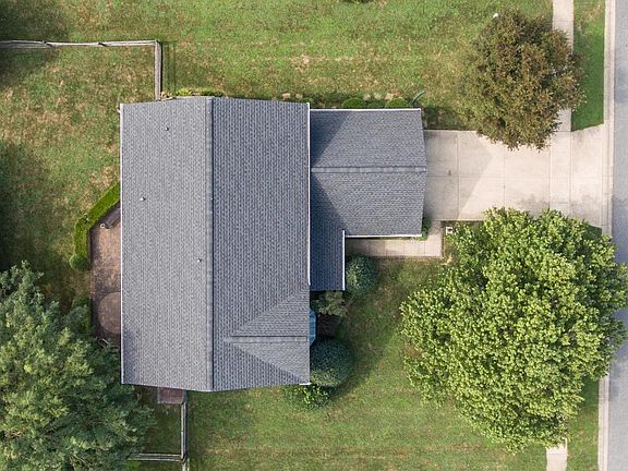 2nd image of 2228 Deadora Dr