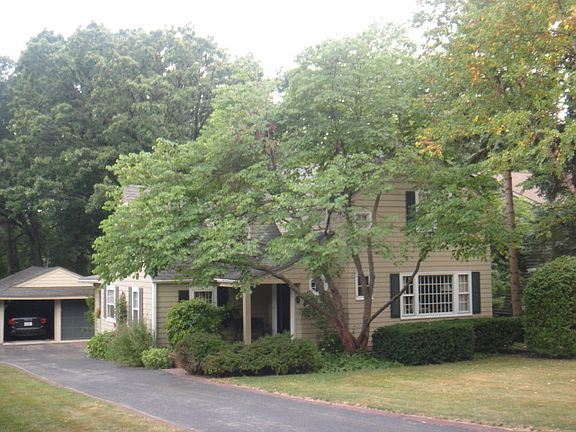 2nd image of 11245 Hiawatha Ln