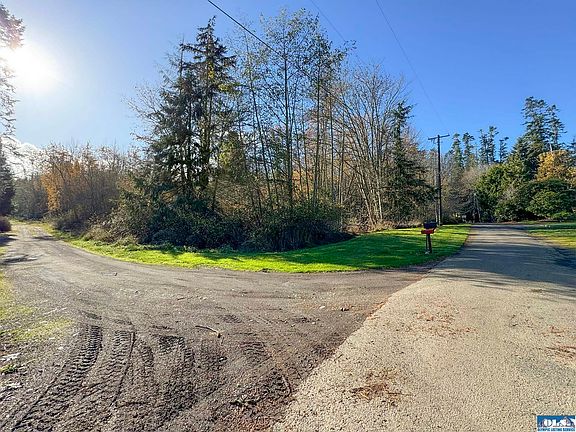 3rd image of 9999 E Greentree Ln