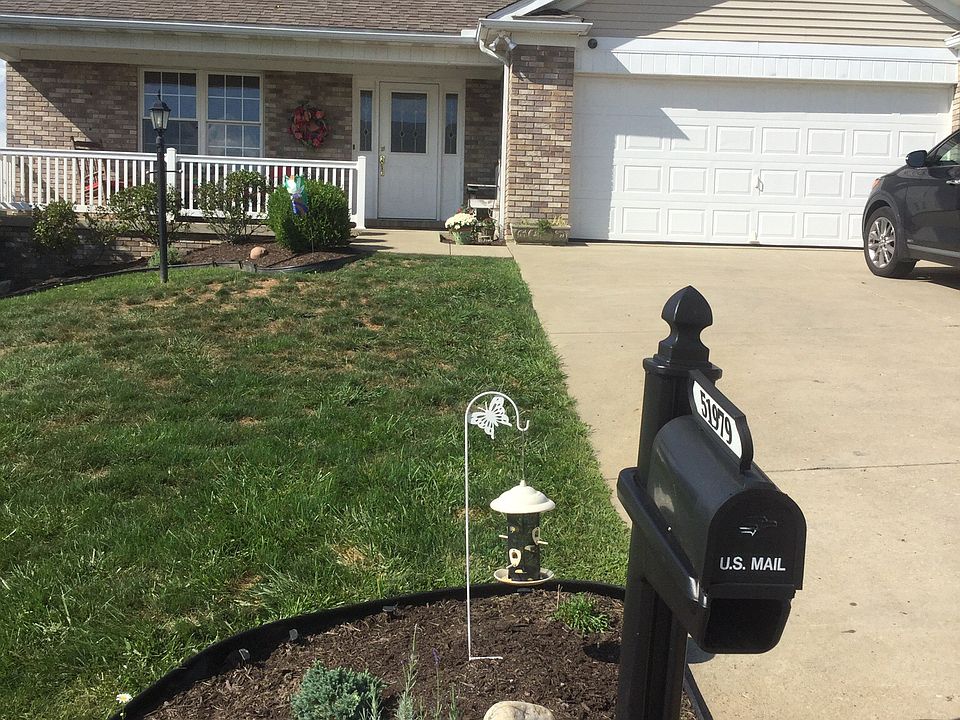 1st image of 51979 Blue Spruce Dr