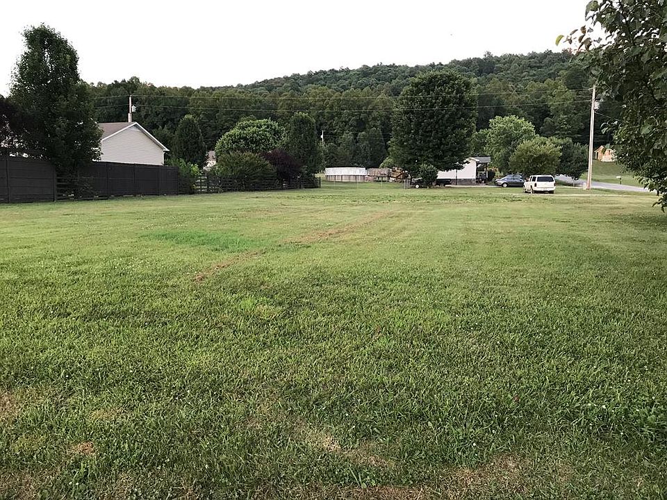 2nd image of 170 Thomas Rd