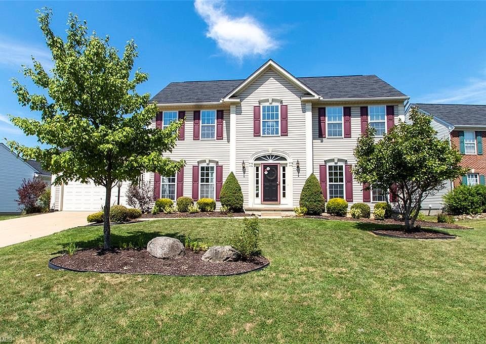1st image of 4569 Devereux Dr