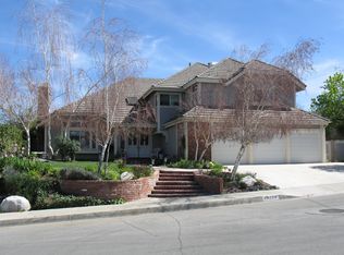 26254 Park View Rd, Santa Clarita, CA 91355