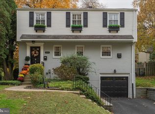 918 E Cathedral Rd, Philadelphia, PA 19128