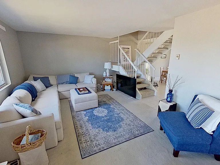 1015 Palmetto Way #E — Photo 1