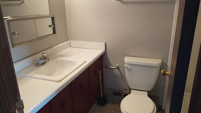 912 2nd Ave #2 — Photo 7