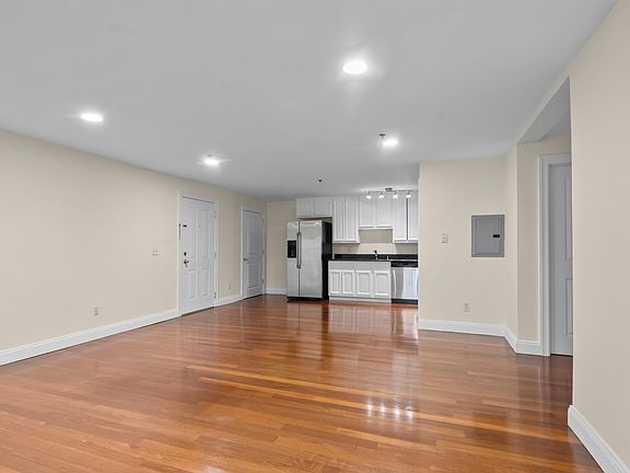 5th image of 1720 New York Ave APT 202
