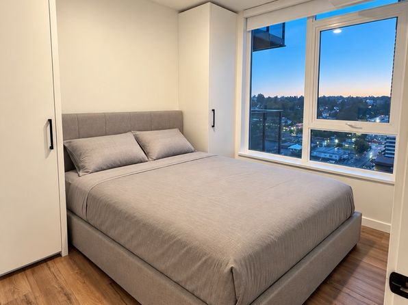 2 bedroom rental in Surrey — photo 4