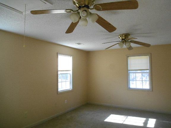 5th image of 3031 Chauncey Dublin Hwy