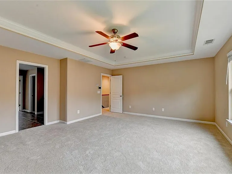 4228 Woods Creek Ln — Photo 59