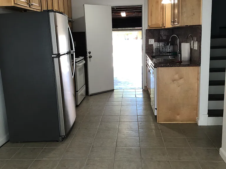 1883 Saint Phillip Ct — Photo 9