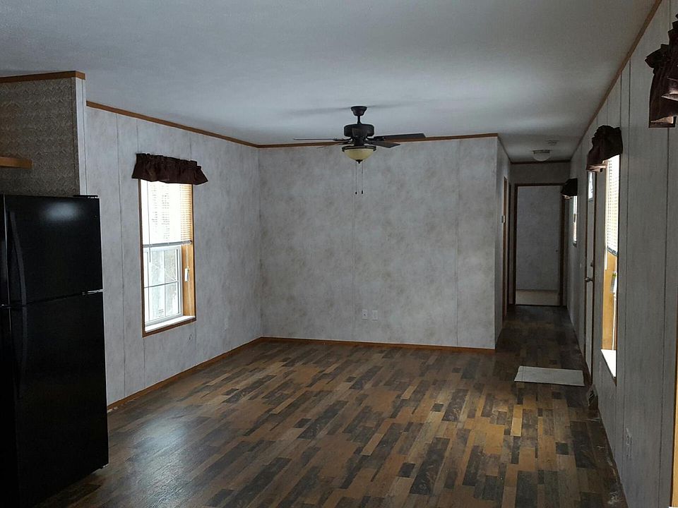 2nd image of 131 Rymrock Rd Unit 22