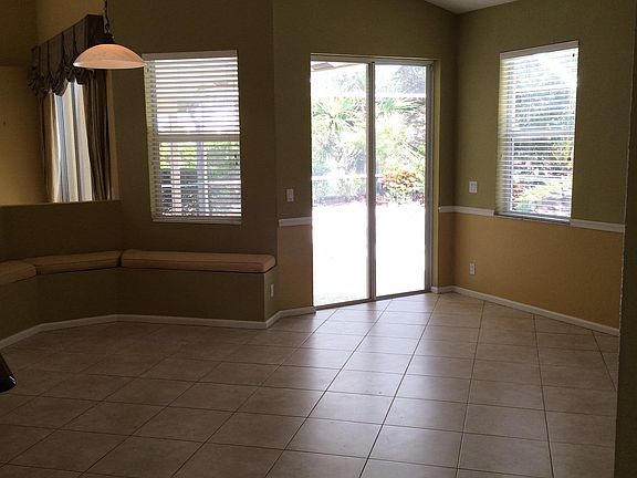 4th image of 791 SW Dolores Av Avenue