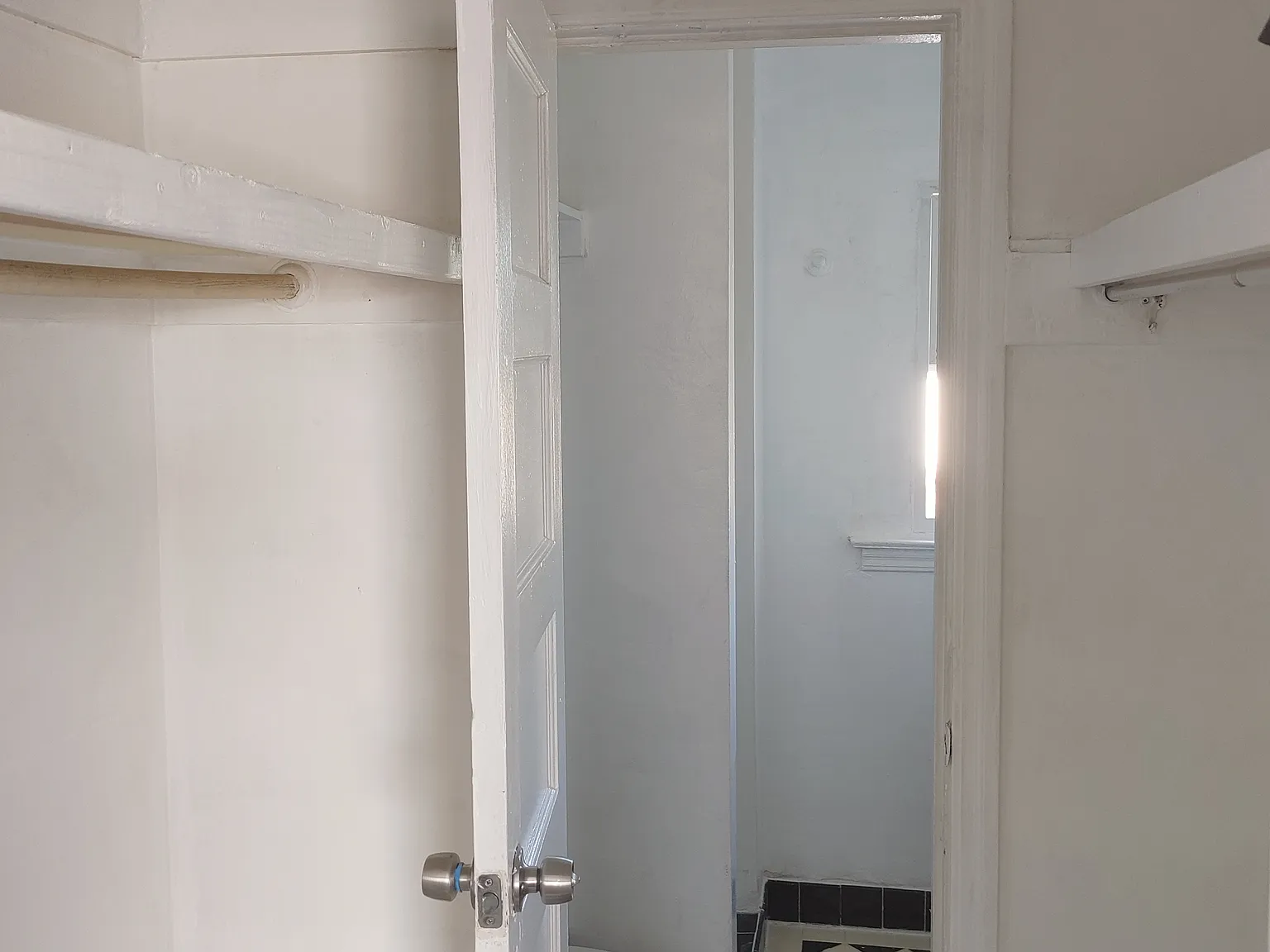 Studio, 475 sqft, $1,200 — Photo 3